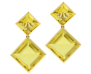Yellow gold earrings with light citrine