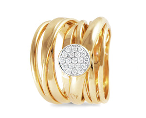Yellow gold ring with a diamond round