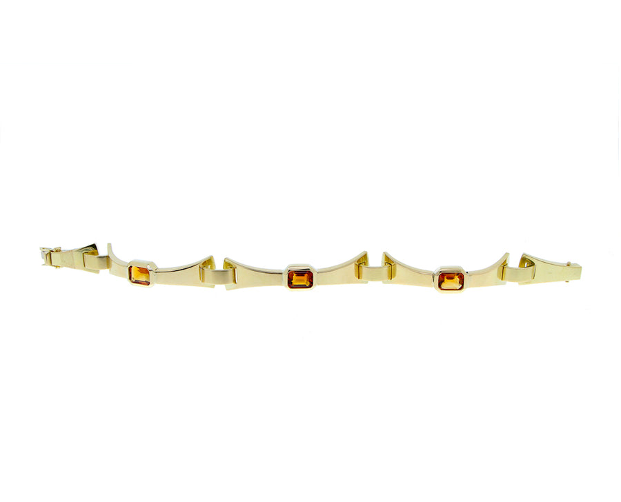 Yellow gold bracelet with citrines