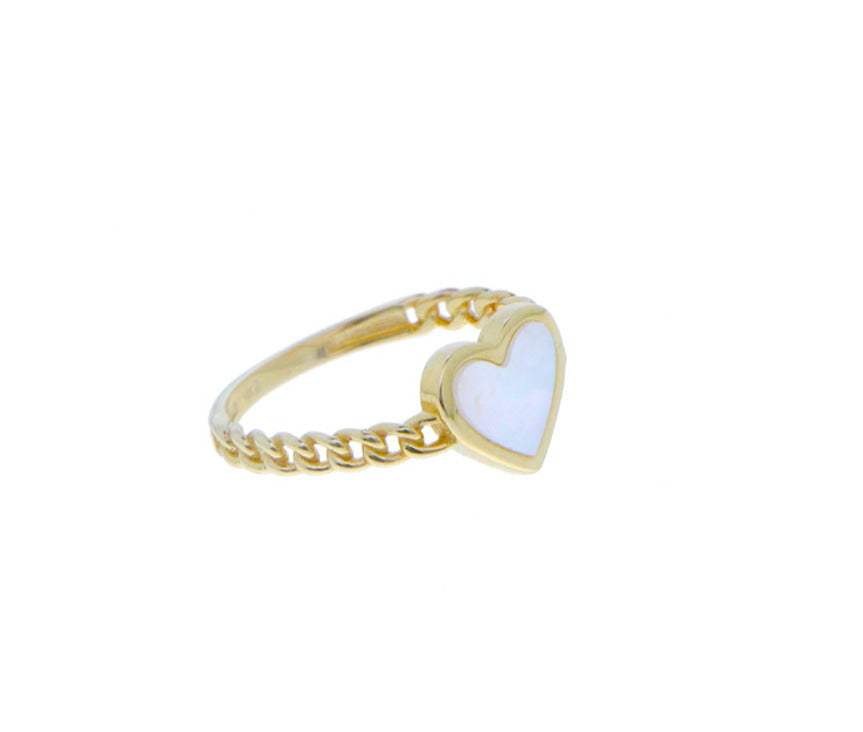 Yellow gold chain ring with a mother of pearl heart