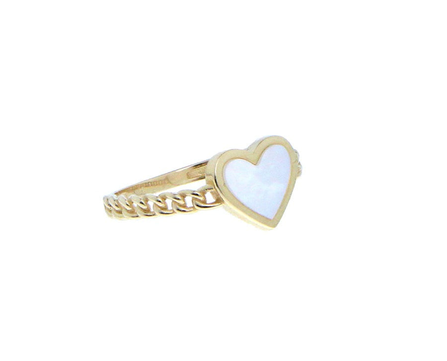 Yellow gold chain ring with a mother of pearl heart