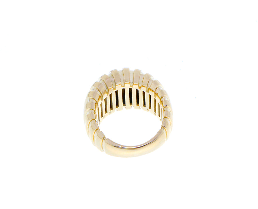 Yellow gold ribbed ring