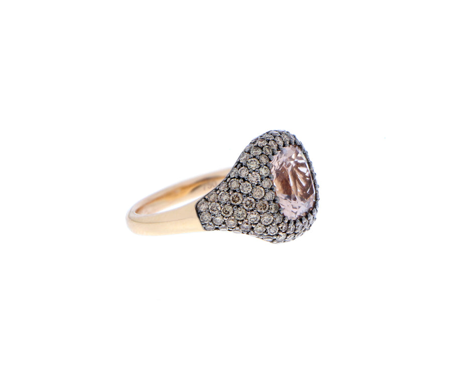 Roségouden ring met bruine diamant