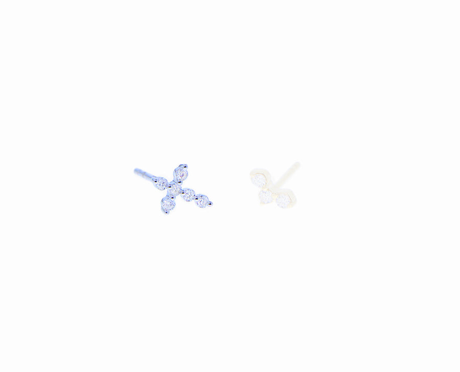 White or yellow gold diamond single stud