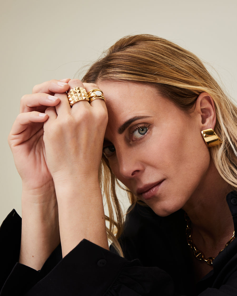 Yellow gold earrings