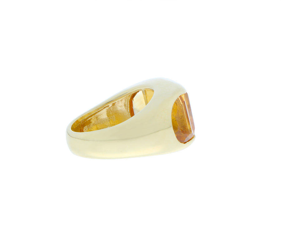 Yellow gold ring with citrine