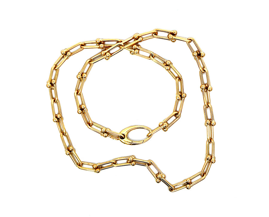 Yellow gold chain necklace