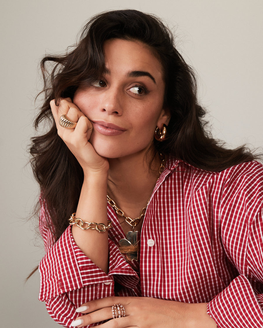 Yellow gold ribbed stretch ring