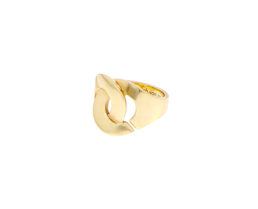 Yellow gold ring menottes