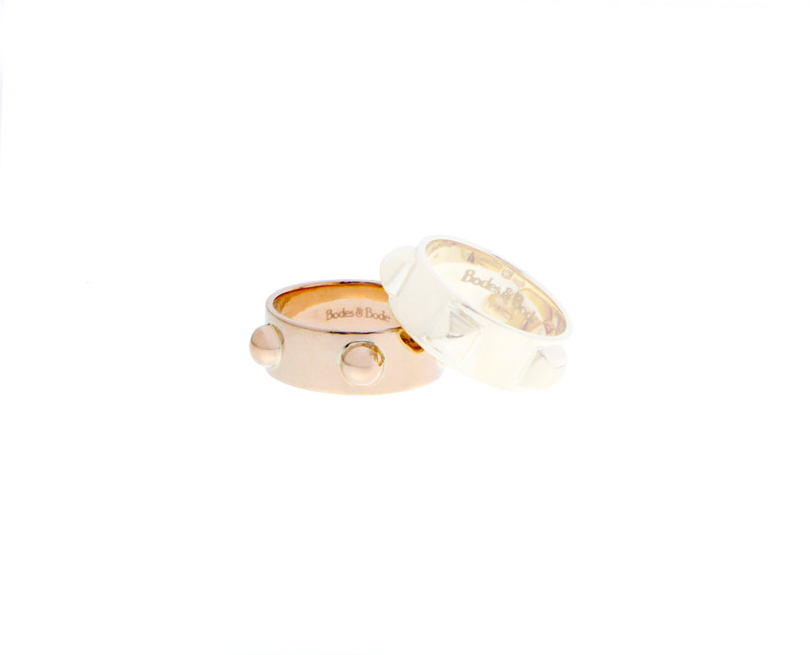 Rose or yellow gold rings with bulbs or studs