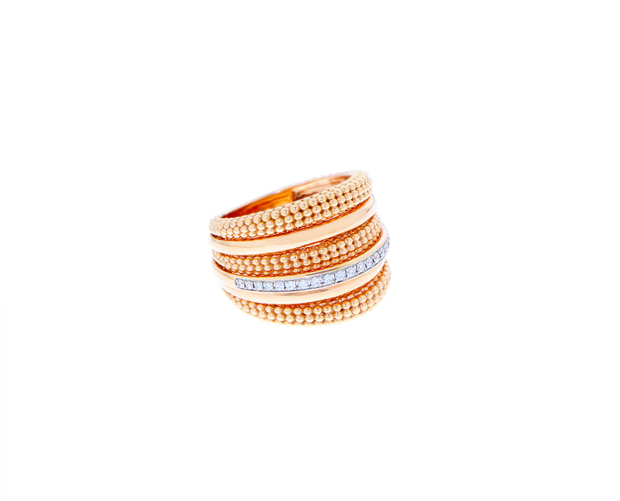 Rose gold ring with diamonds and points