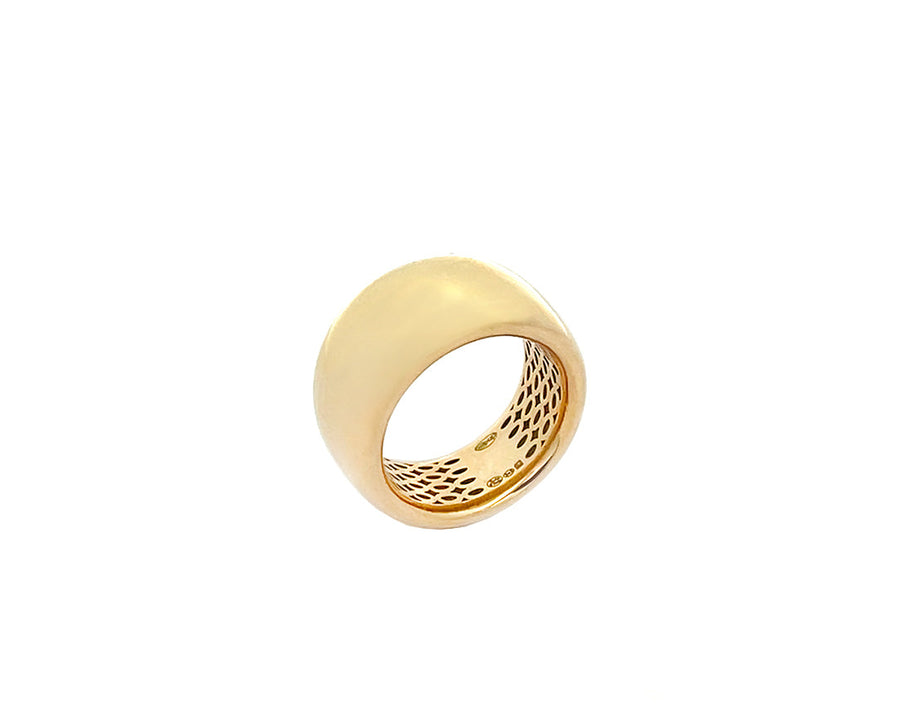 Yellow gold band ring