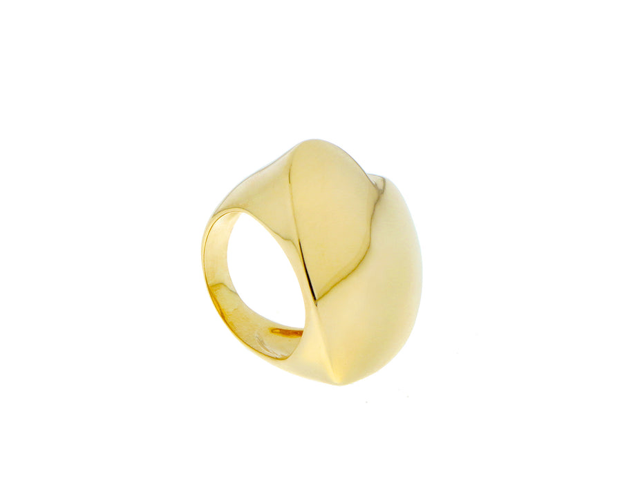 Yellow gold heart ring