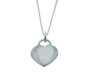 White gold necklace with a heart pendant