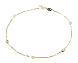 Yellow gold bracelet with hearts and diamonds