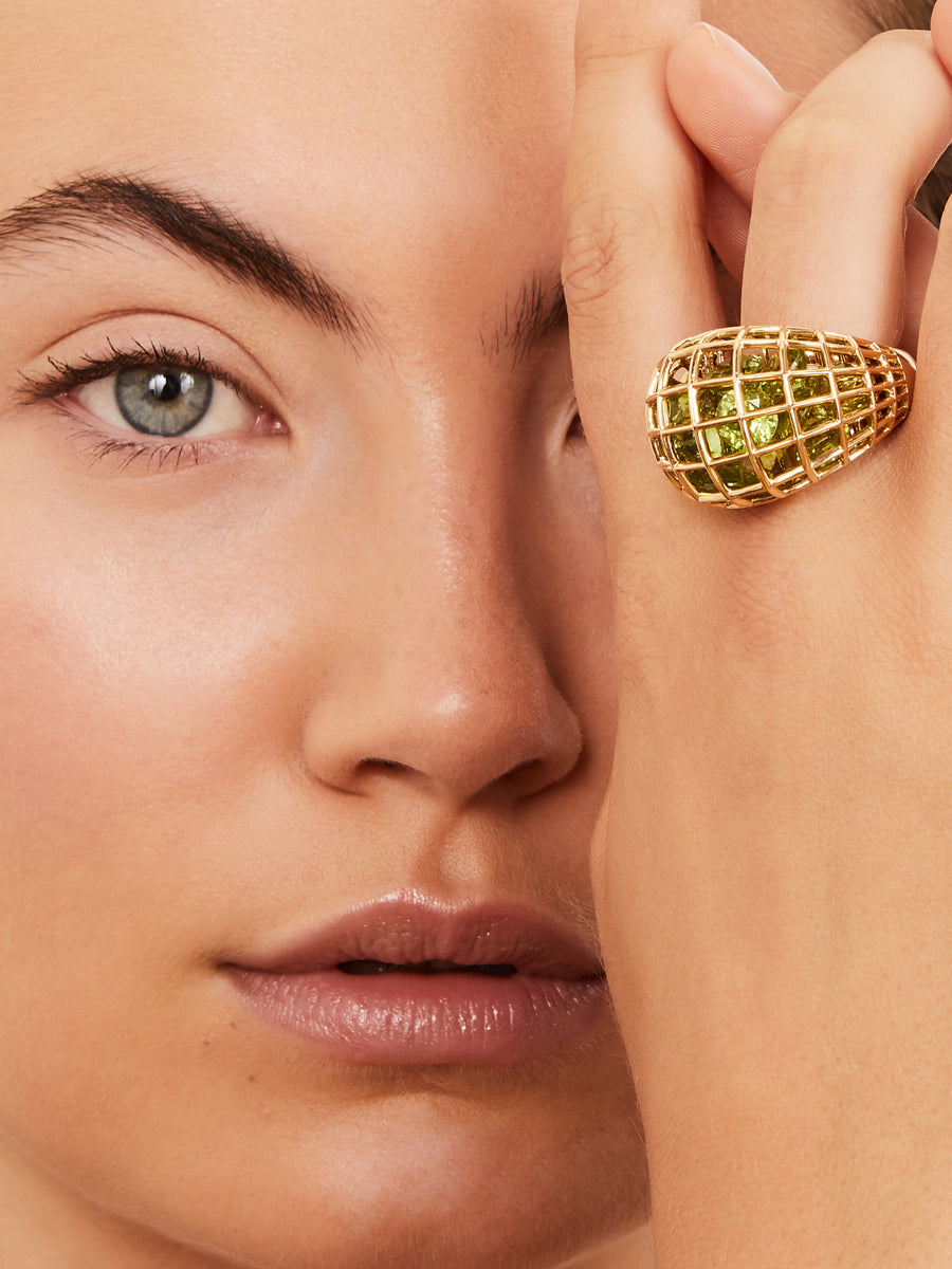 Yellow gold cage ring