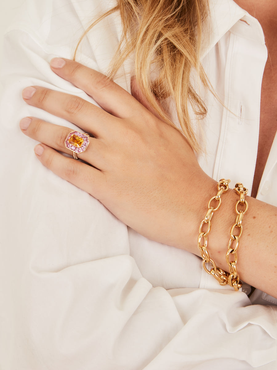 Yellow gold link bracelet