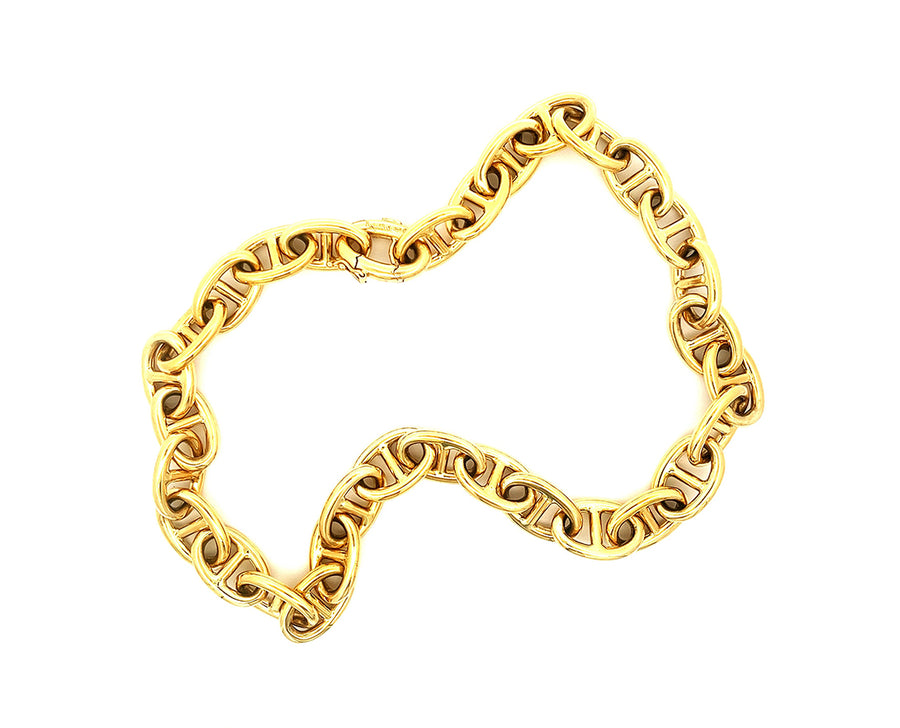 Yellow gold chain necklace