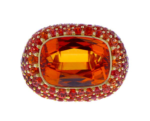 Yellow gold ring with spessartite garnet and orange sapphires