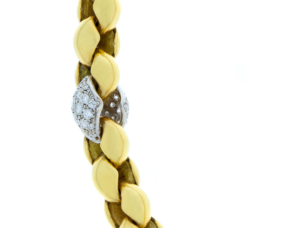 Yellow gold and diamond Pomellato necklace
