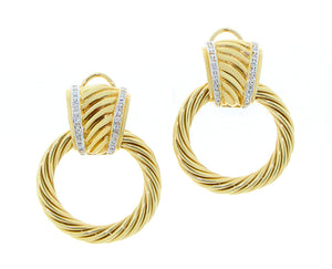 Yellow gold twisted earrings with diamonds